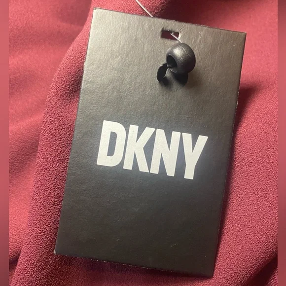 NWT DKNY x‎ Stitch Fix Women’s Burgundy Jacket Blazer Versatile Flattering